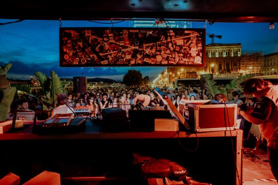 Pontoon galéria kép 1